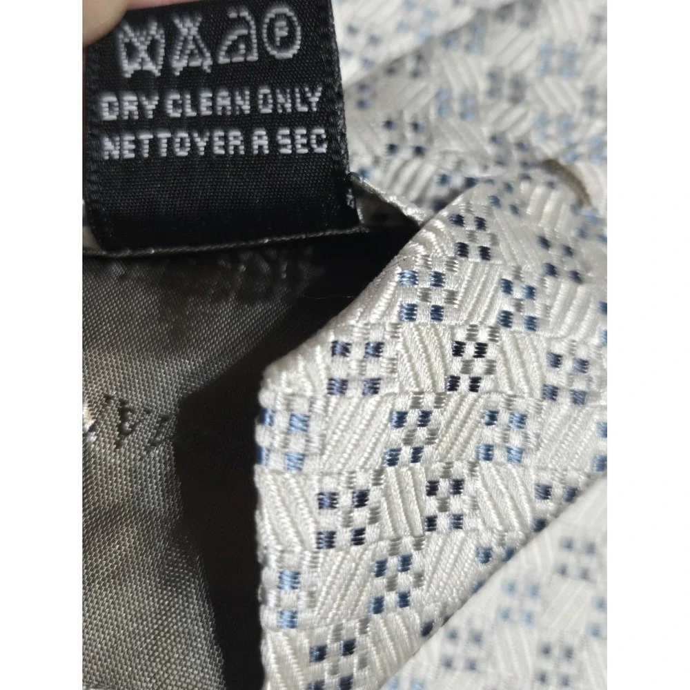 Giorgio Armani 100% Silk Luxury Italian Necktie White/Blue/Charcoal Basketwrave